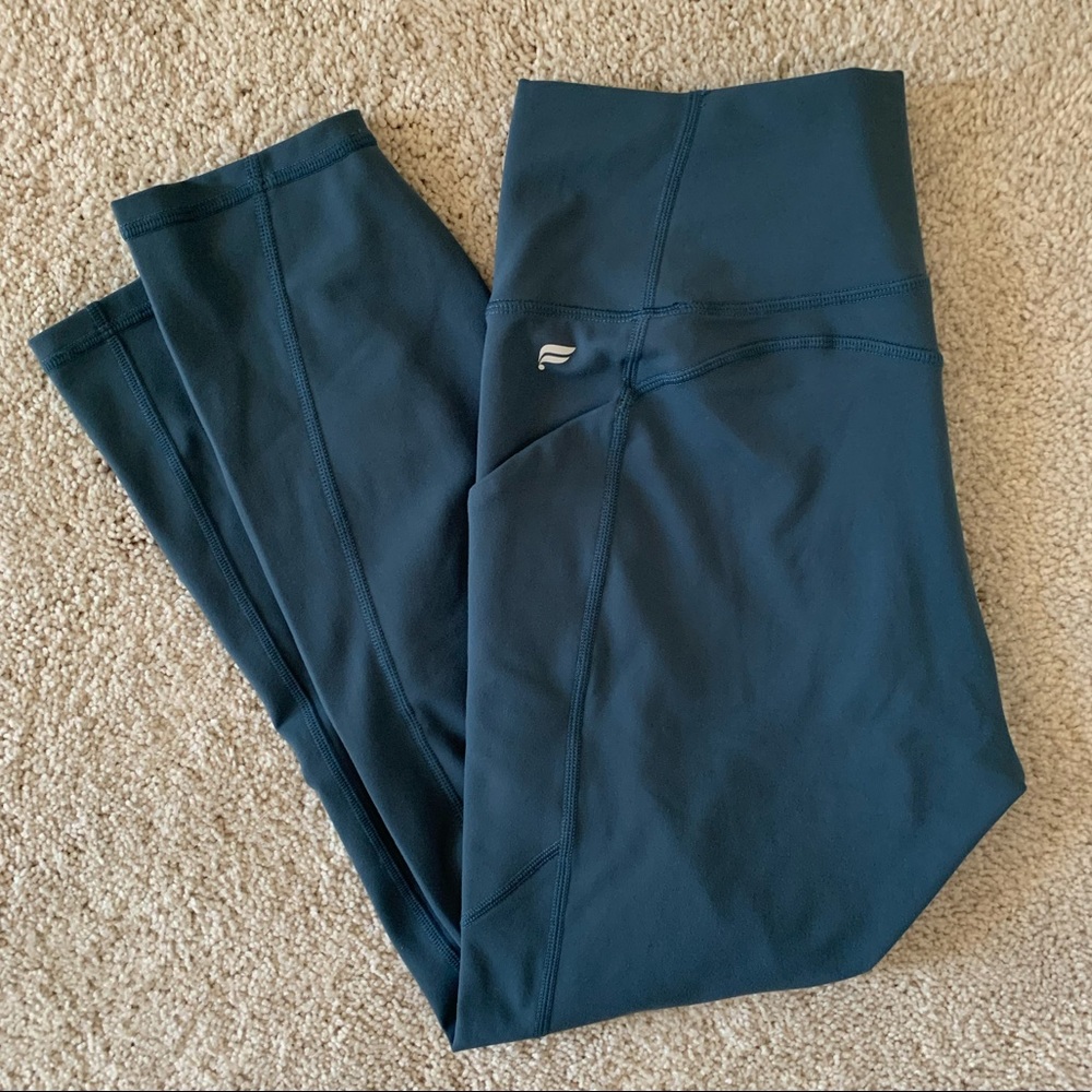 Fabletics PureLuxe Capri Leggings w/ Pockets